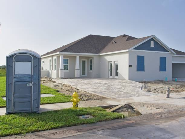 Best Portable restroom trailer rental  in Garrett, IN